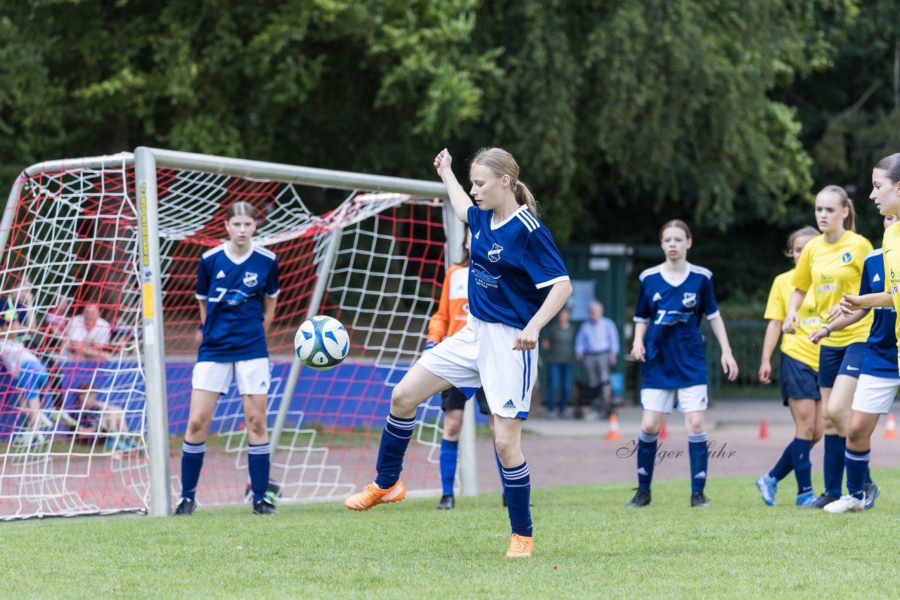 Bild 302 - Loewinnen Cup